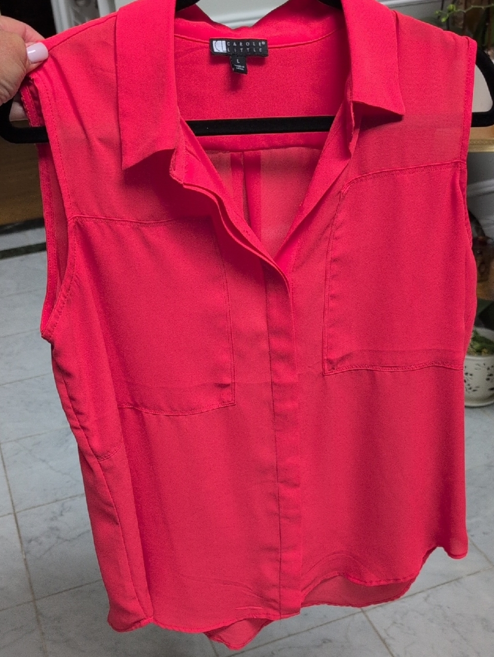 Carole Little Size L Sleeveless Collared Button Down.